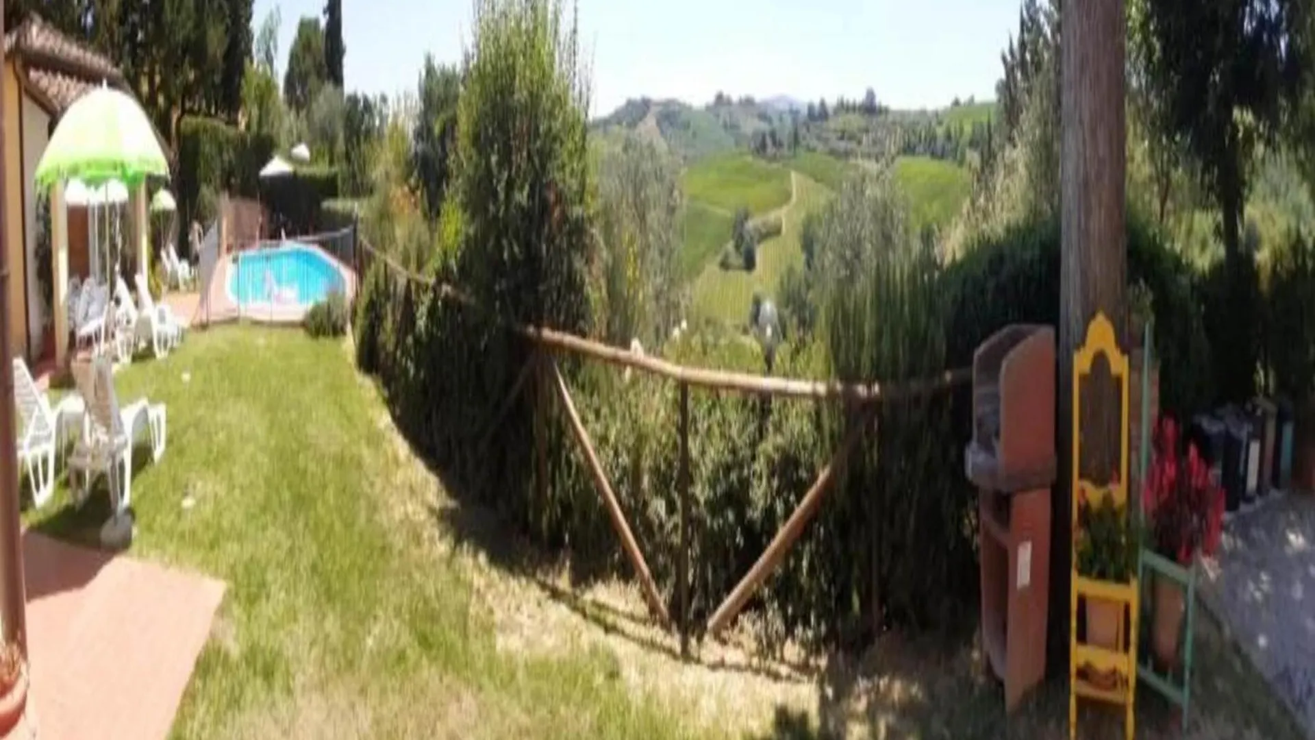 Belvilla By Oyo Castagno Gambassi Terme 0*,  Italia